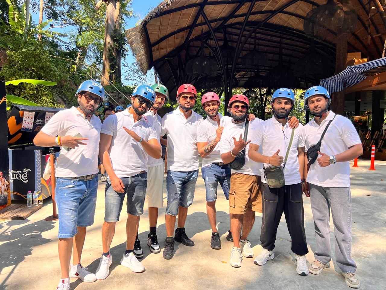 Klocrix team building together